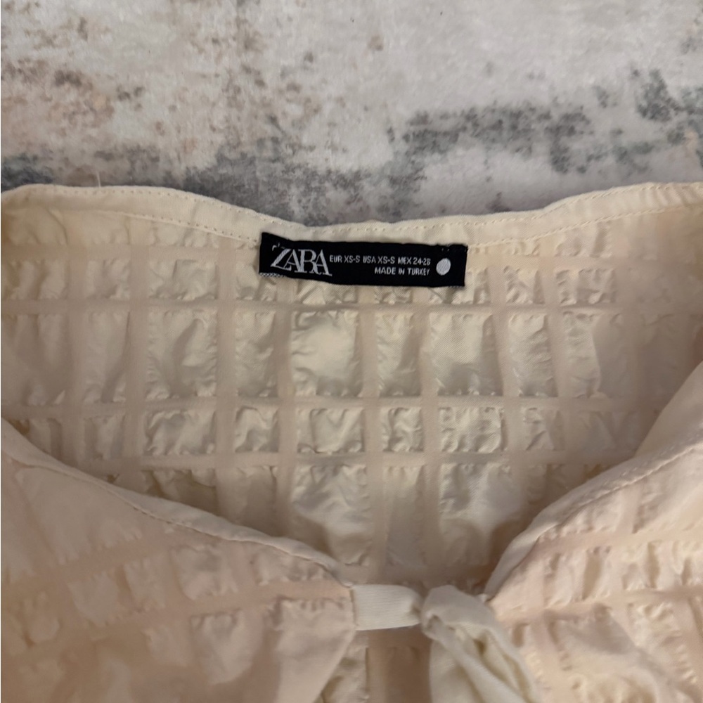 Zara Pale Yellow Crinkle Tie-Front Blouse - Picture 2 of 2